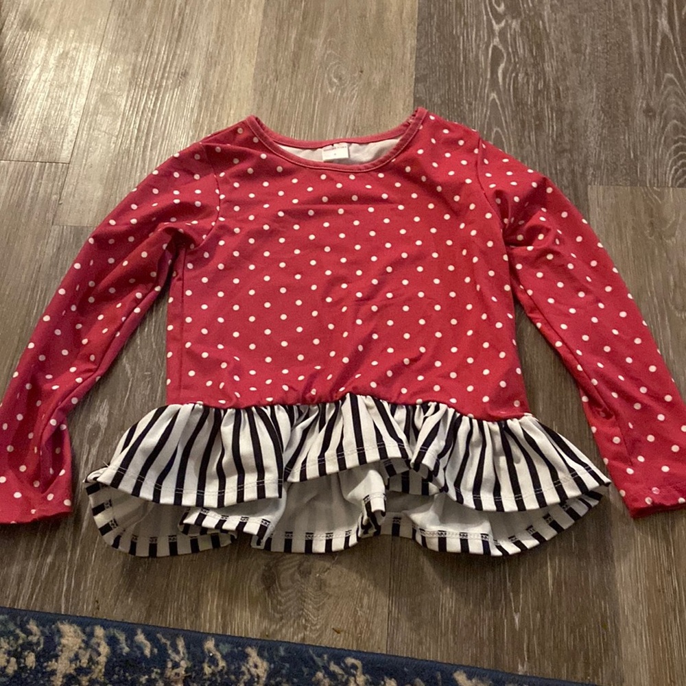 Poka-dotted and striped long sleeve